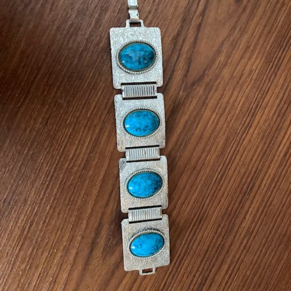 Silver and turquoise bracelet
